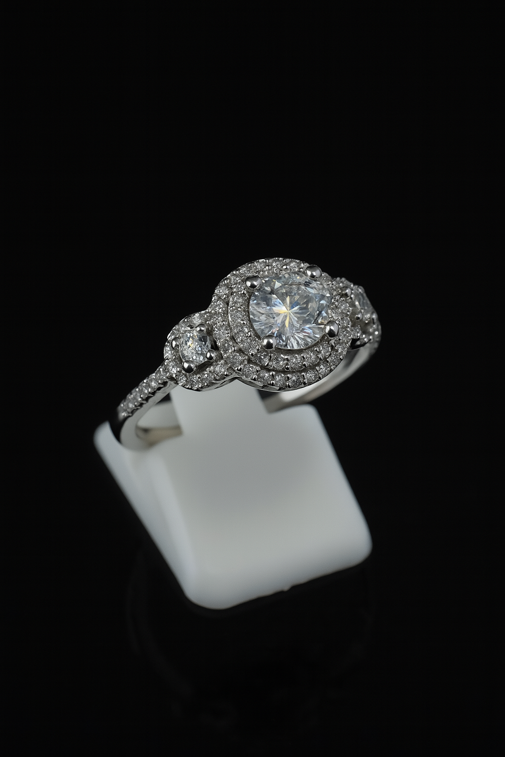 925 Sterling Silver Halo Design Half Eternity Ring – Cubic Zirconia Encrusted