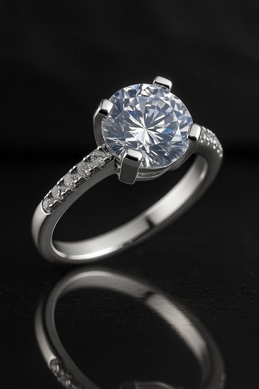 925 Sterling Silver Solitaire Ring with Round Cut Zircon – Pavé Band Elegant Design