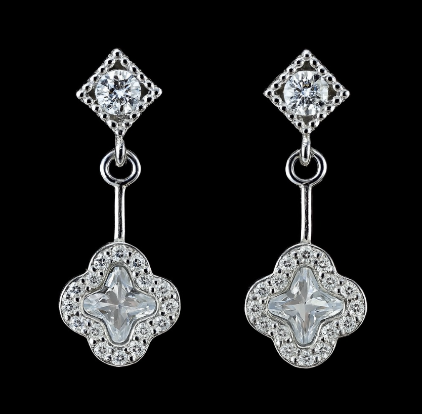 Elegant Drop Earrings in 925 Sterling Silver with Floral-Cut Zircon Stones